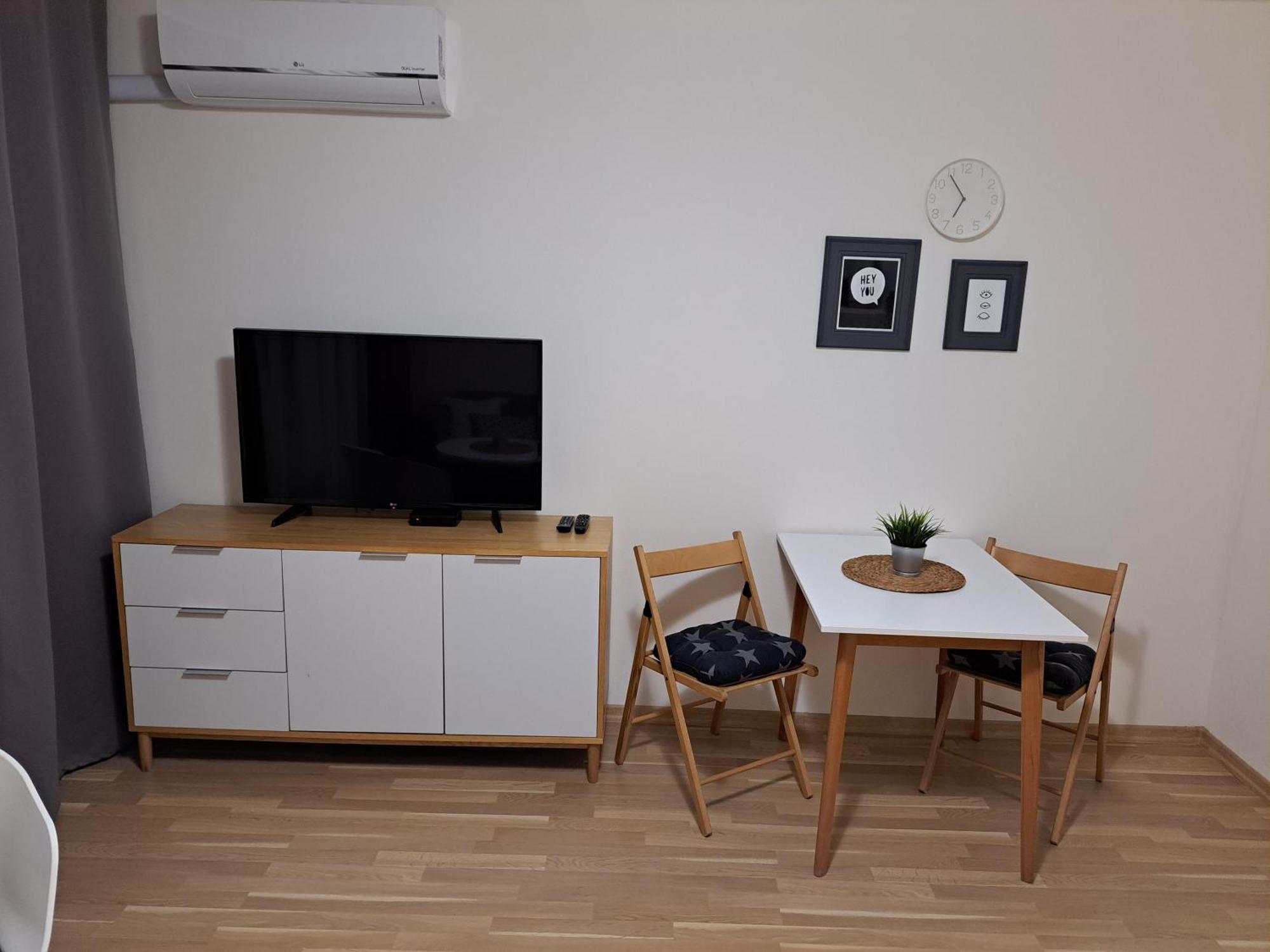 Adam Apartman 科希策 外观 照片
